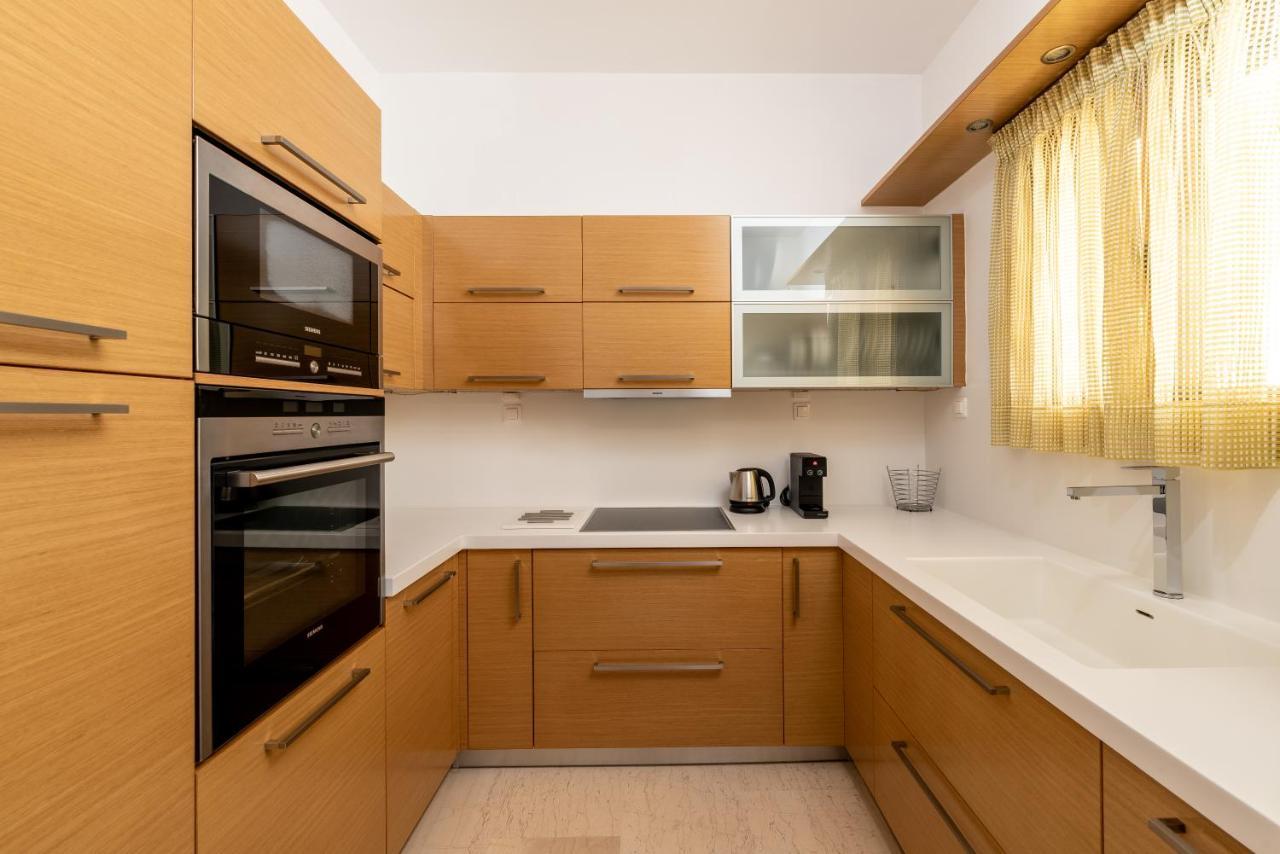 Simon Studios And Apartments Szitía Kültér fotó
